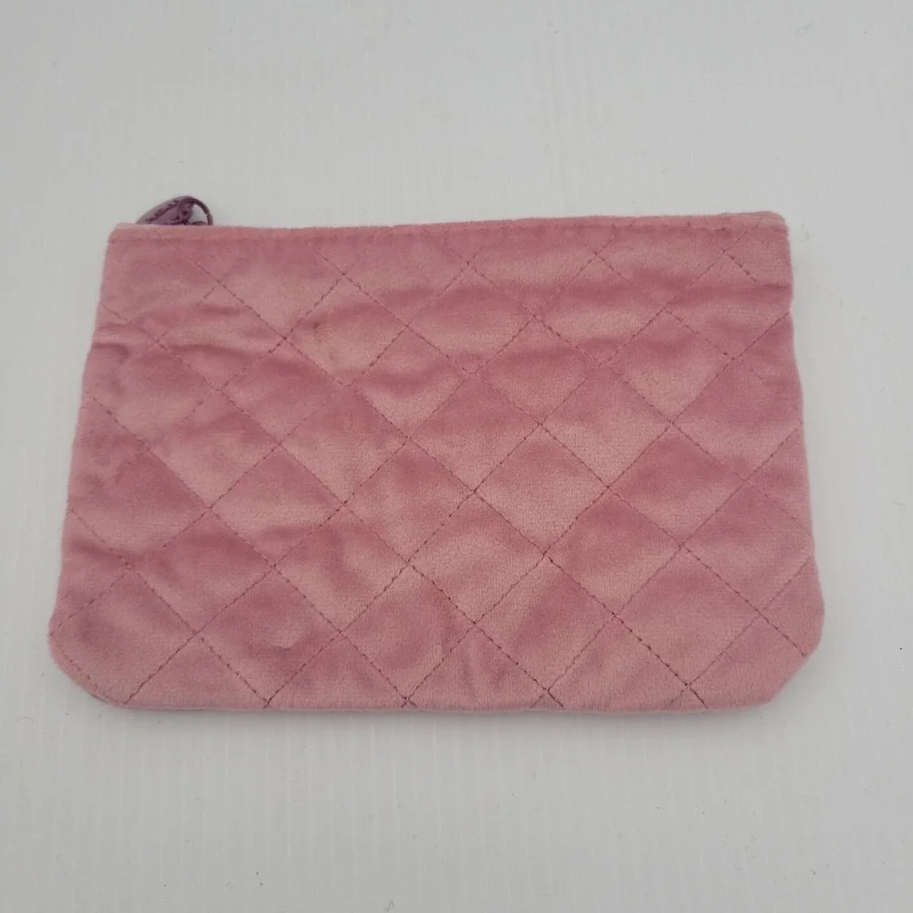 Ipsy‎ Glam Bag Dusty pink Quilt With zipper makeup cosmetic bag